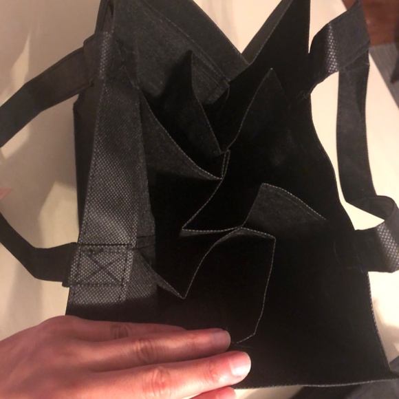 3 Winery Wine Bags (Great Condition) Lots of Sections DuCard, Hazy & C.W. Klay - Picture 6 of 7